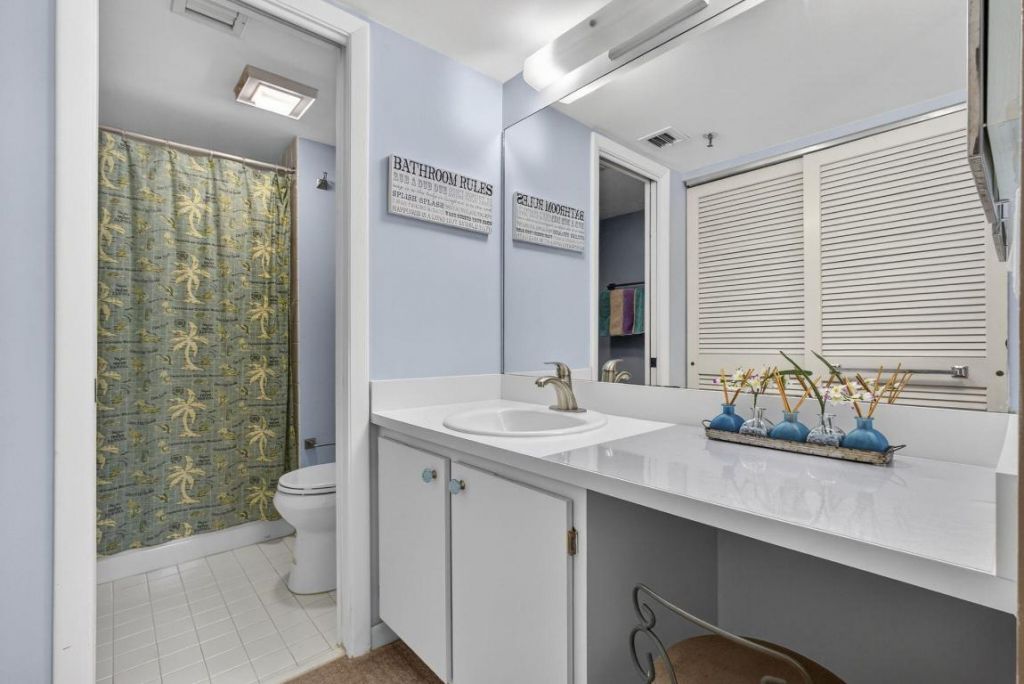 896 N Federal Highway, Unit 225, Lantana, FL 33462 Photo