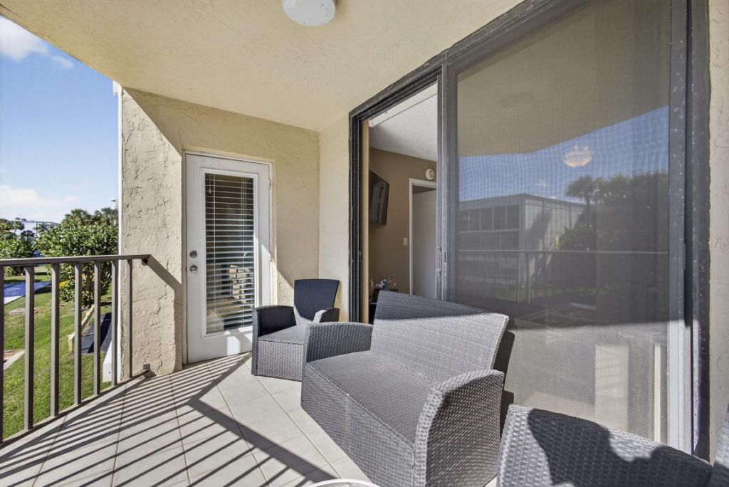 896 N Federal Highway, Unit 225, Lantana, FL 33462 Photo