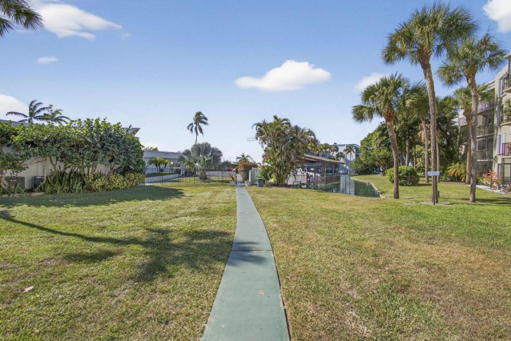 896 N Federal Highway, Unit 225, Lantana, FL 33462 Photo