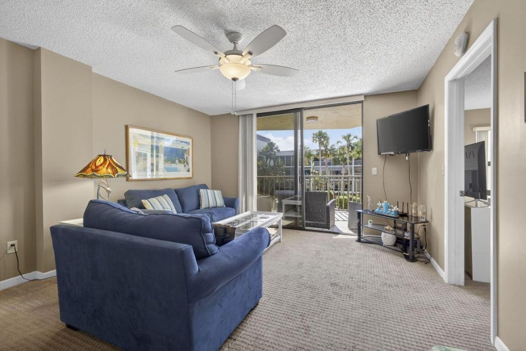 896 N Federal Highway, Unit 225, Lantana, FL 33462 Photo