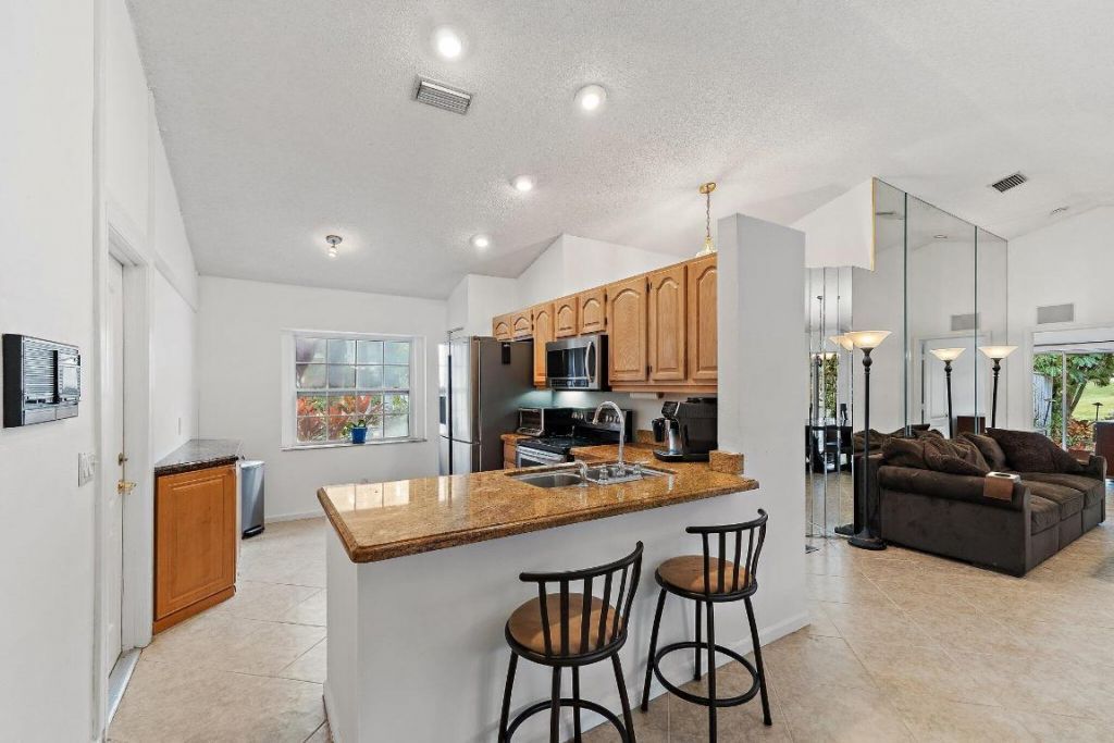 11 Admirals Court, Palm Beach Gardens, FL 33418 Photo