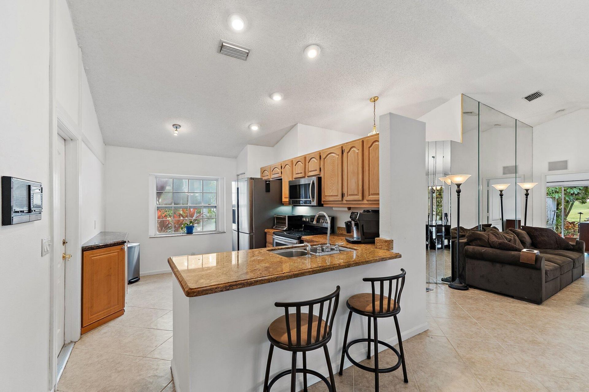 11 Admirals Court, Palm Beach Gardens, FL 33418 Photo