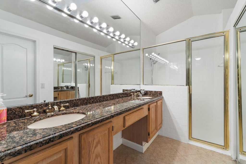 11 Admirals Court, Palm Beach Gardens, FL 33418 Photo