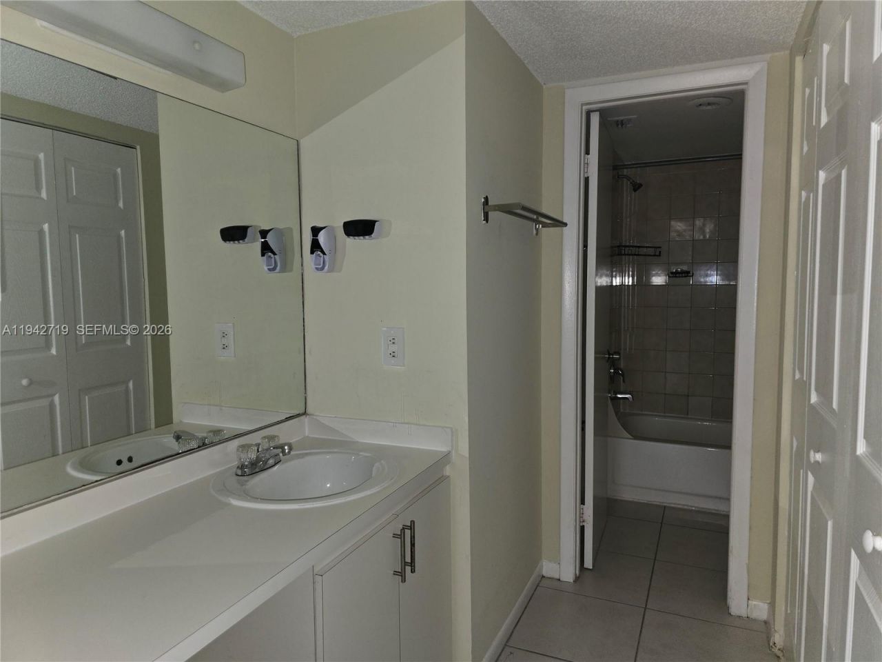 8215 SW 152nd Ave , Unit G-416, Miami, FL 33193 Photo