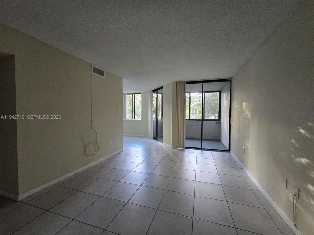 8215 SW 152nd Ave , Unit G-416, Miami, FL 33193 Photo