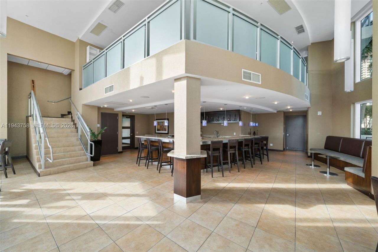 60 SW 13th St , Unit 2812, Miami, FL 33130 Photo