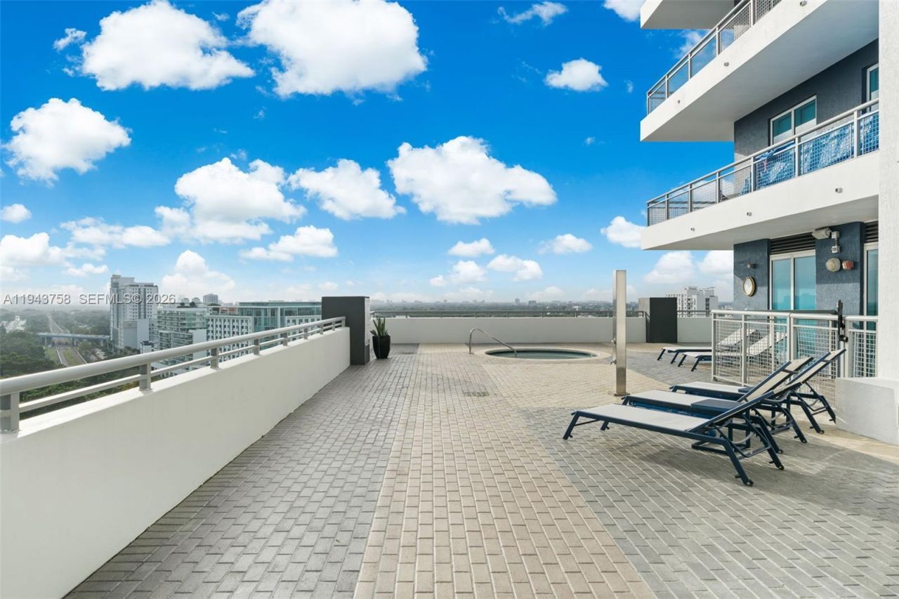 60 SW 13th St , Unit 2812, Miami, FL 33130 Photo