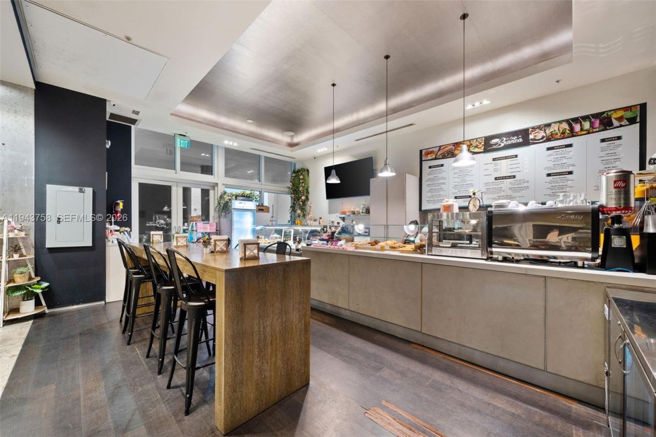 60 SW 13th St , Unit 2812, Miami, FL 33130 Photo