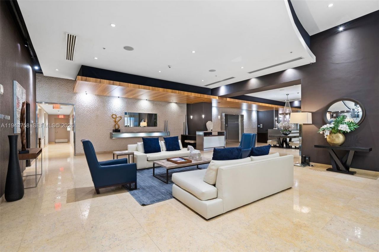 60 SW 13th St , Unit 2812, Miami, FL 33130 Photo