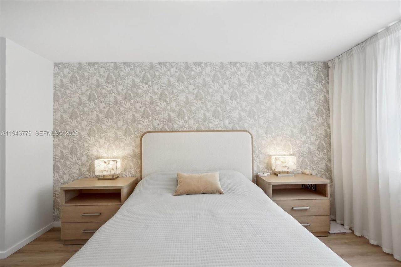 19701 E Country Club Dr, Unit 5603, Aventura, FL 33180 Photo