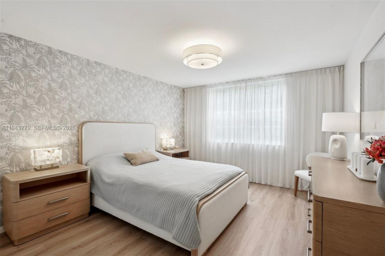 19701 E Country Club Dr, Unit 5603, Aventura, FL 33180 Photo