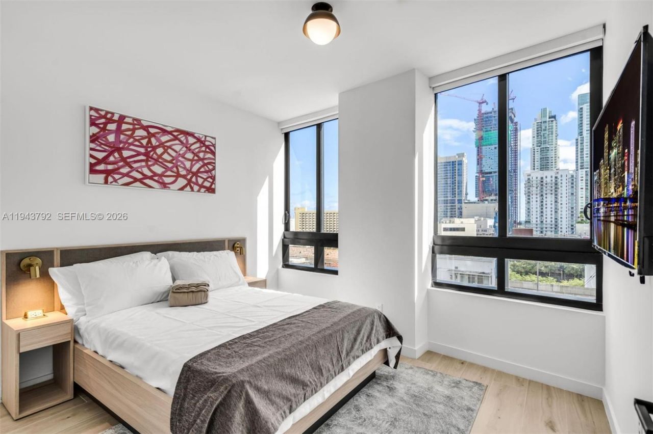 225 N Miami Ave, Unit 301, Miami, FL 33128 Photo