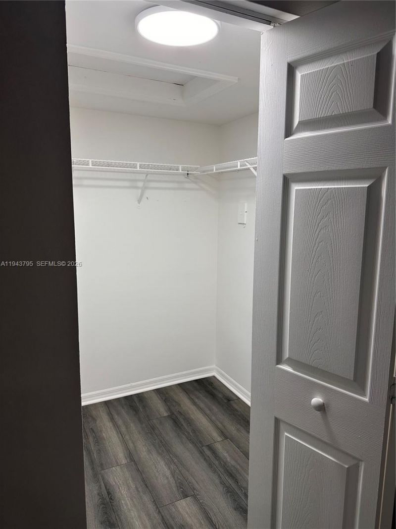 9640 NW 2nd St, Unit 5-306, Pembroke Pines, FL 33024 Photo