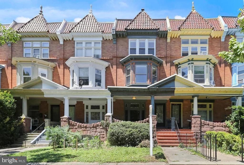 2720 N Calvert Street, Baltimore, MD 21218 Main Photo