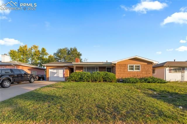 171 Fordham Circle, Pueblo, CO 81005 Main Photo