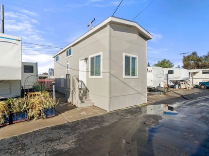 1651 S Cherokee Ln #4, Lodi, CA 95240 Photo