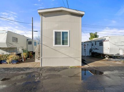 1651 S Cherokee Ln #4, Lodi, CA 95240 Photo