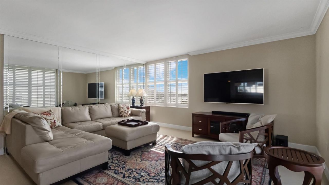 888 Intracoastal Drive, Unit 6F, Fort Lauderdale, FL 33304 Photo