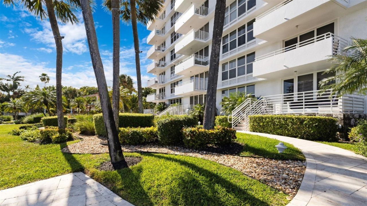 888 Intracoastal Drive, Unit 6F, Fort Lauderdale, FL 33304 Photo