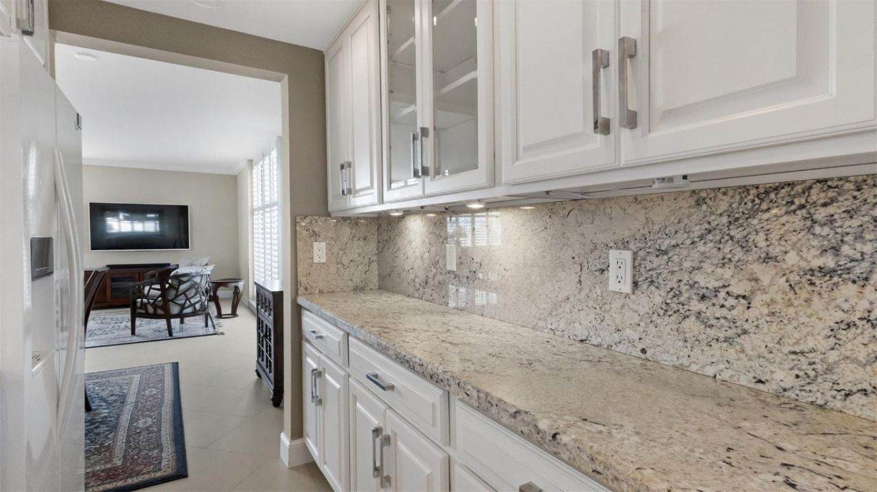 888 Intracoastal Drive, Unit 6F, Fort Lauderdale, FL 33304 Photo