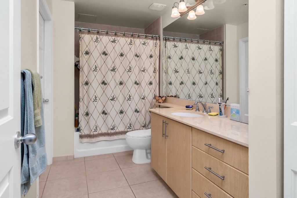 2401 NE 65th Street, Unit 112, Fort Lauderdale, FL 33308 Photo