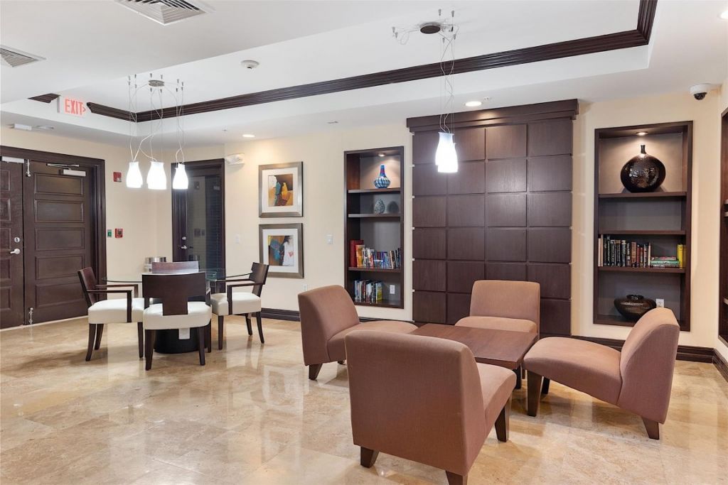 2401 NE 65th Street, Unit 112, Fort Lauderdale, FL 33308 Photo