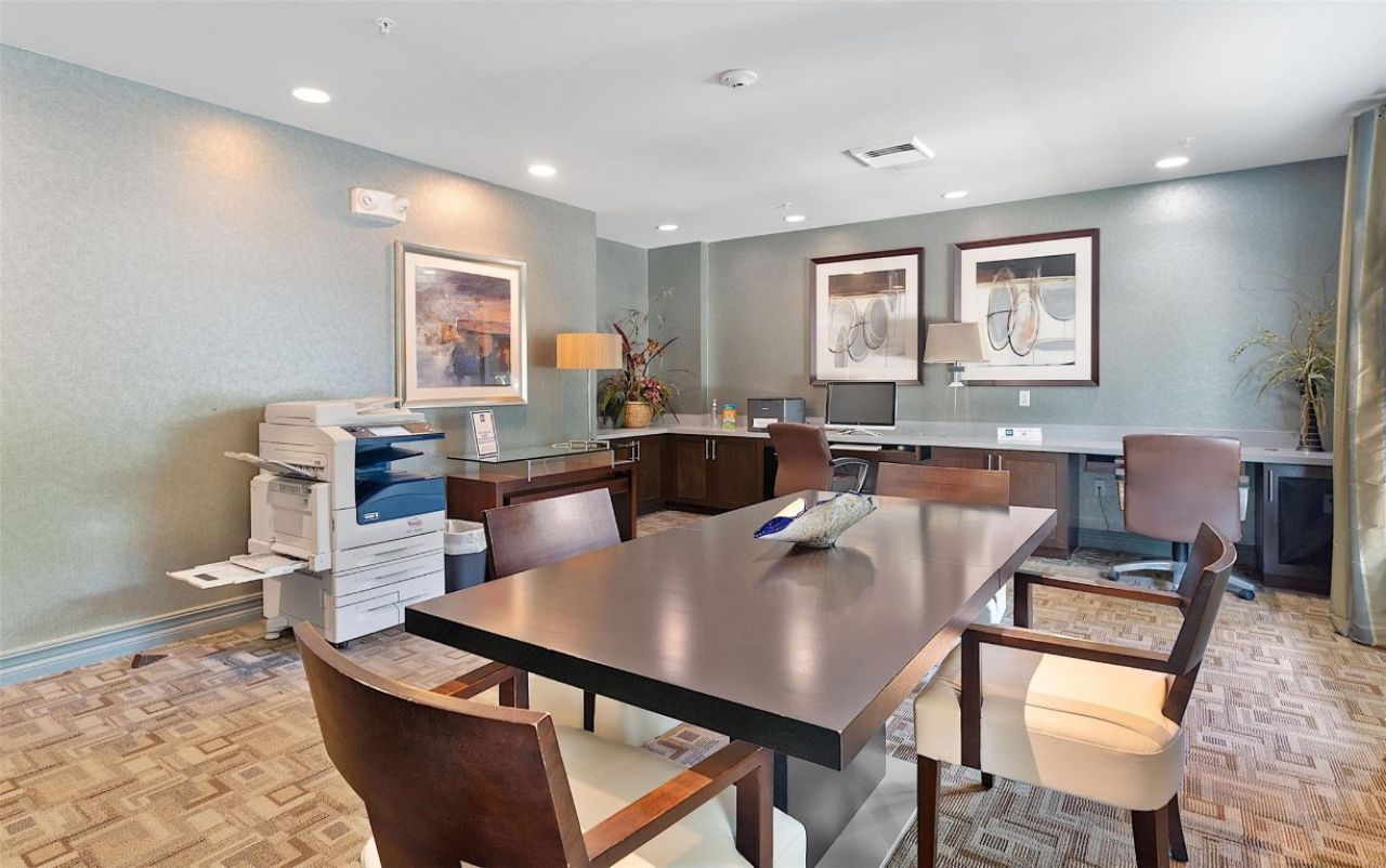 2401 NE 65th Street, Unit 112, Fort Lauderdale, FL 33308 Photo