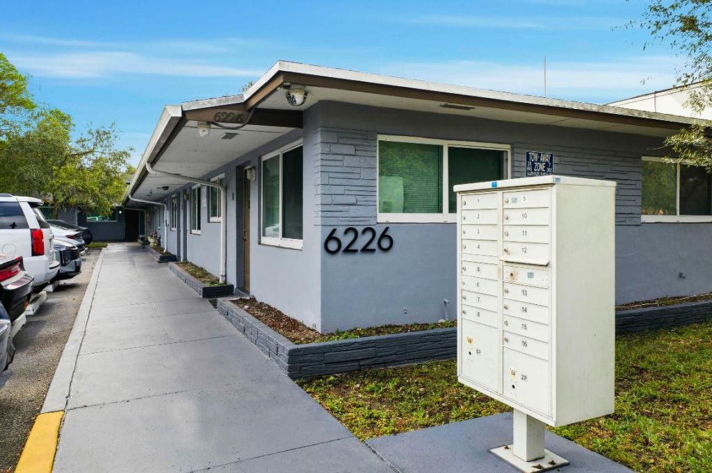 6224-6226 Miramar Parkway, Miramar, FL 33023 Photo