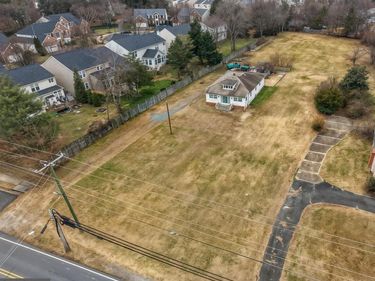 8208 MOUNT VERNON HIGHWAY, ALEXANDRIA, VA 22309