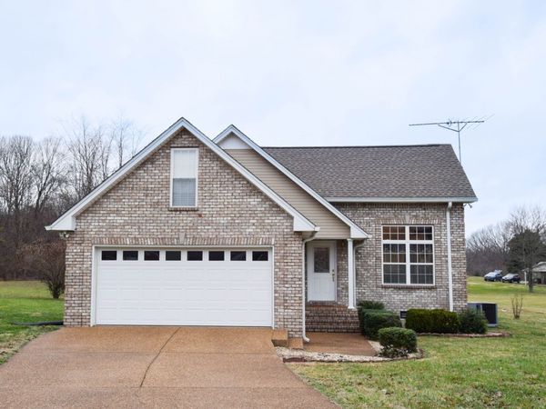224 Wagoners Way , Westmoreland, TN 37186