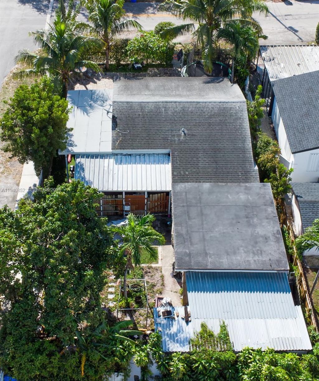 1401 NW 44th St, Miami, FL 33142 Photo