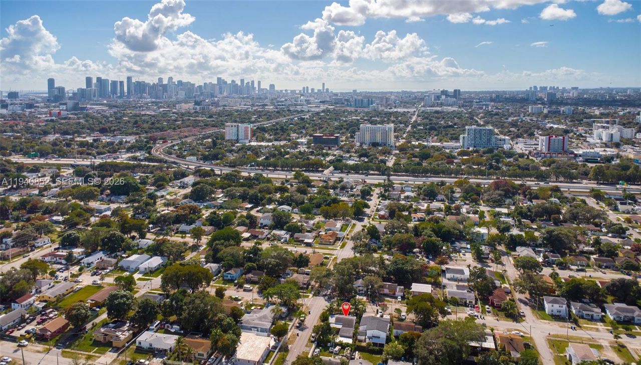 1401 NW 44th St, Miami, FL 33142 Photo