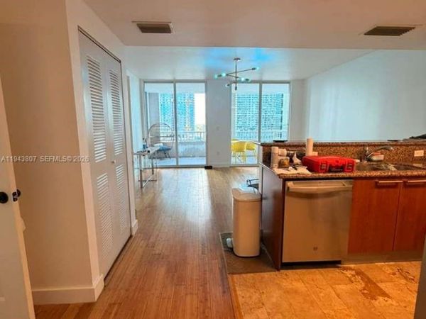 170 SE 14th St, Unit 1807, Miami, FL 33131