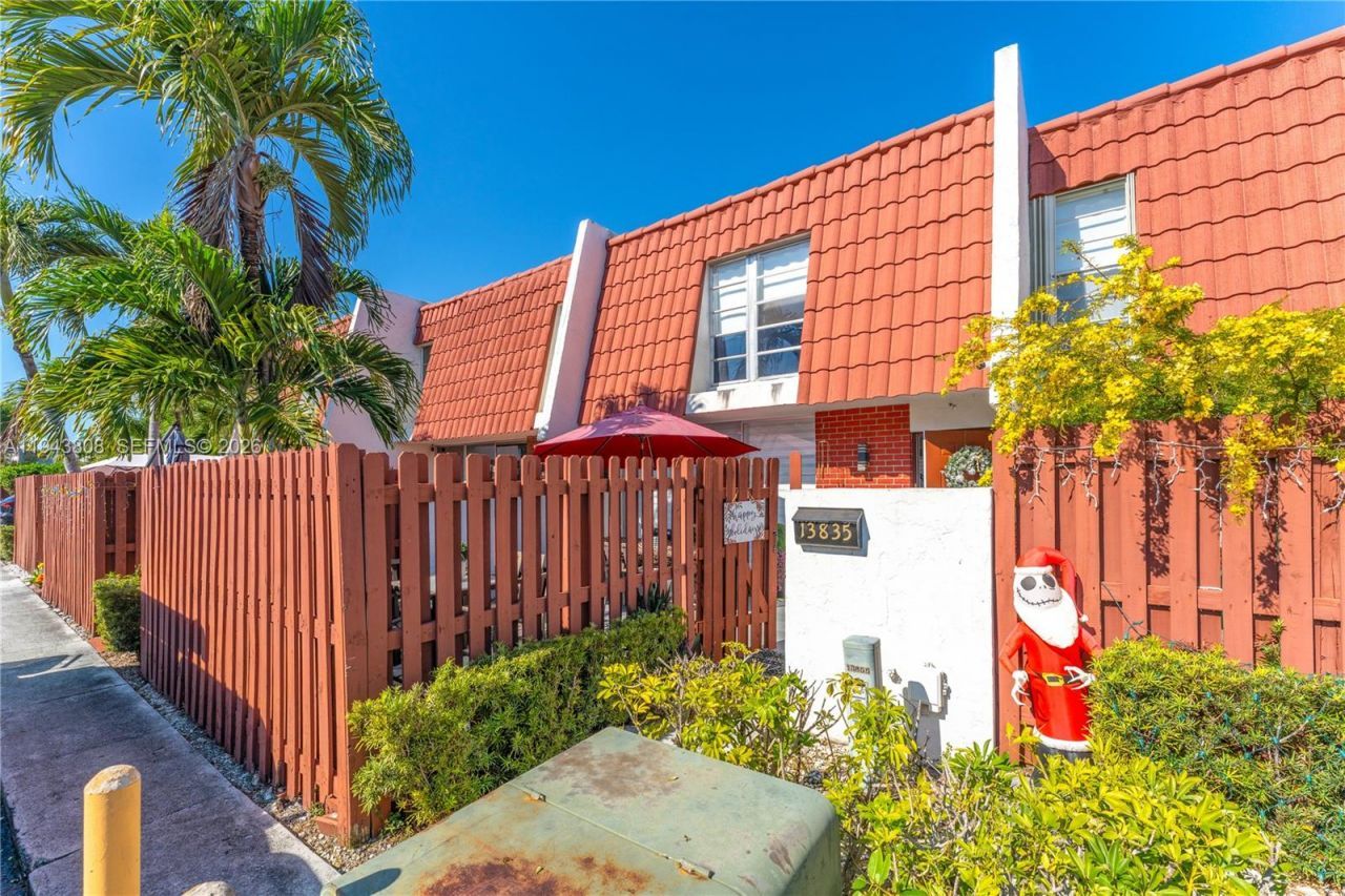 13835 SW 84th St, Unit 503, Miami, FL 33183 Photo