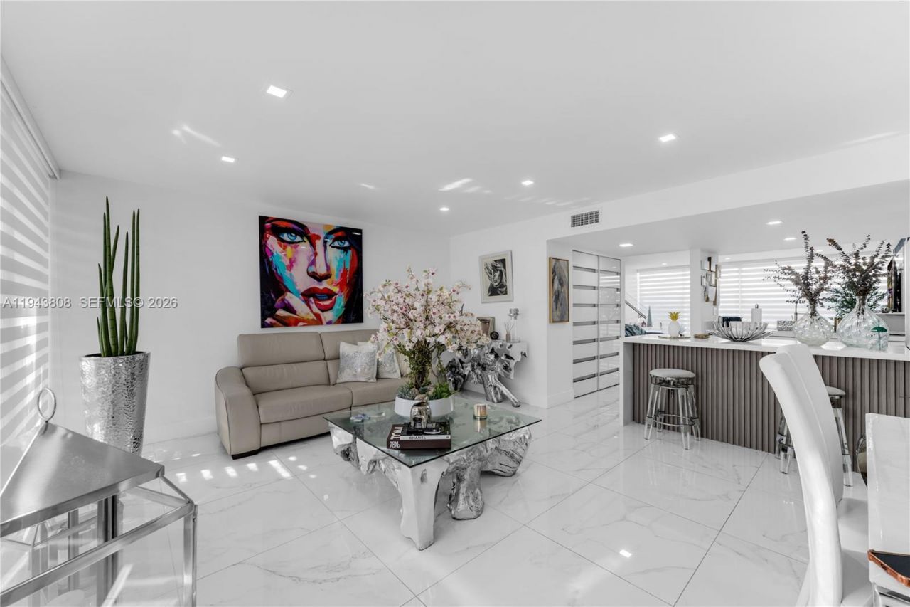 13835 SW 84th St, Unit 503, Miami, FL 33183 Photo