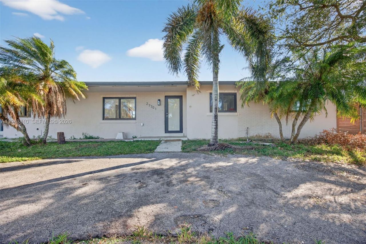 27701 SW 162nd Ct, Homestead, FL 33031 Main Photo