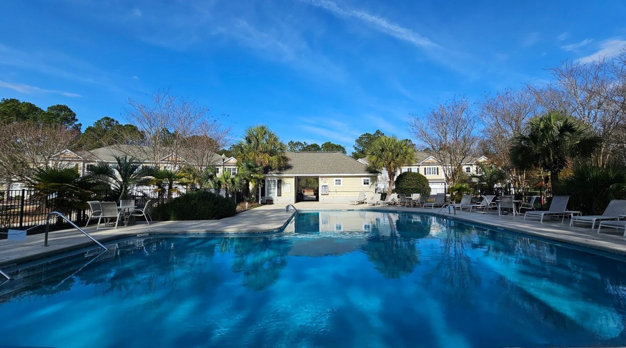 2450 Marsh Glen Dr. Photo 28