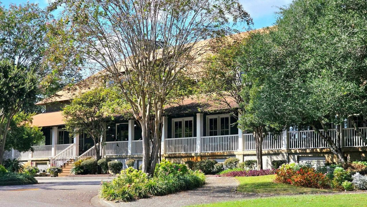 2450 Marsh Glen Dr. Photo 31