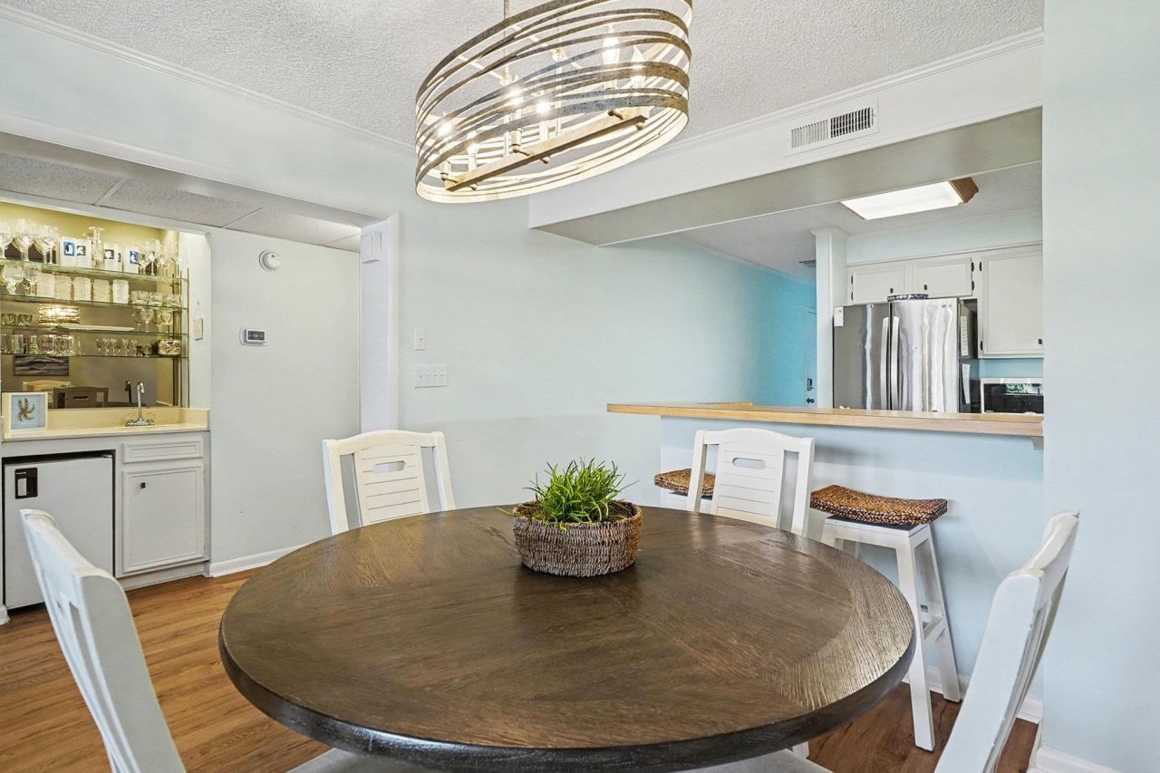 212 2nd Ave. N Photo 6