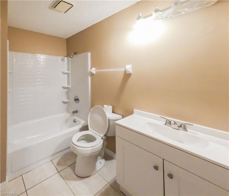 1165 Palm Ave, Unit 3B, North Fort Myers, FL 33903 Photo