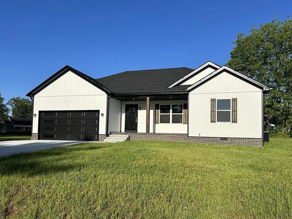 108 Skylar Drive, Auburn, KY 42206