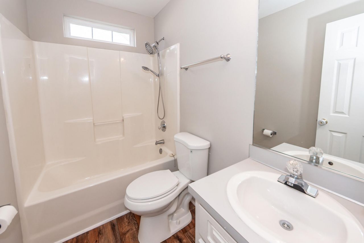 106 Journeys End Lane Photo 28