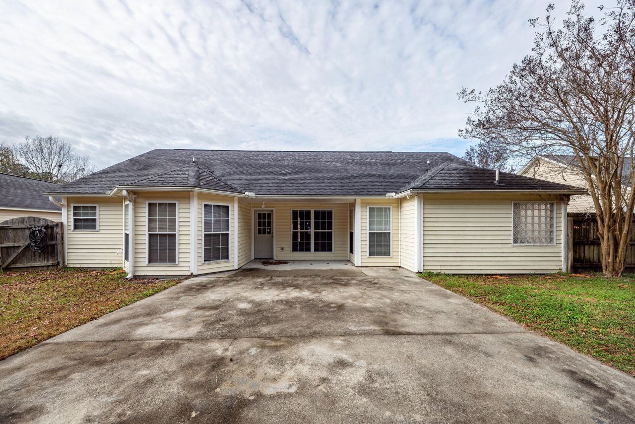 106 Journeys End Lane Photo 32