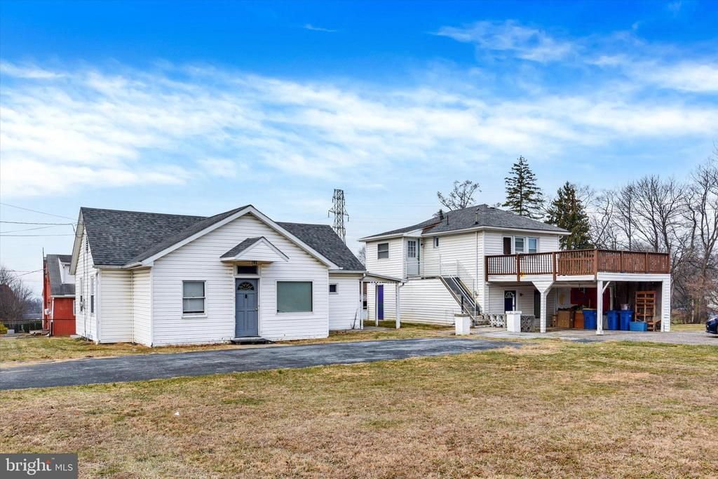 1119 4TH AVENUE, HARRISBURG, PA 17113