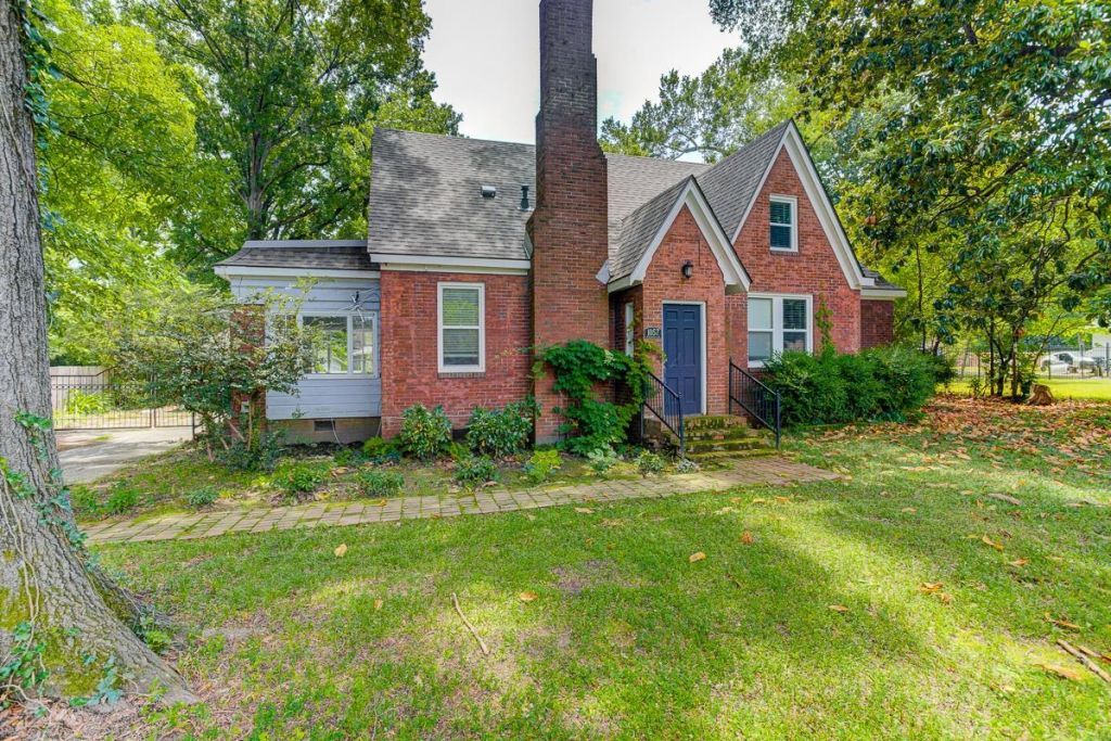 1057 Whitehaven Ln, Memphis, TN 38116 Main Photo
