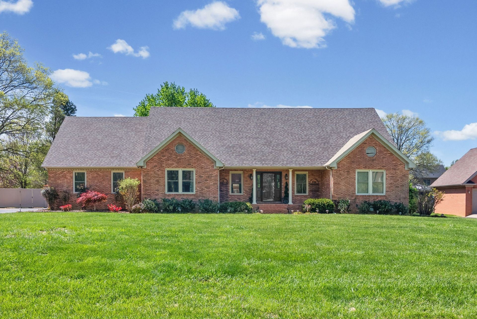 235 Oxford St, Hopkinsville, KY 42240 Main Photo