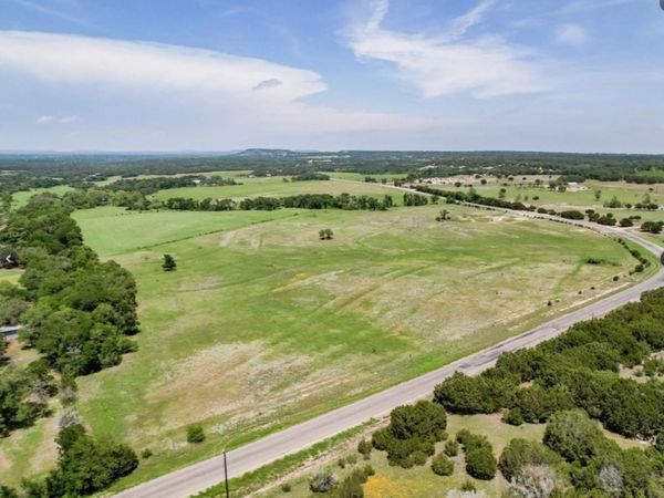 2001 County Road 228 RD, Florence, TX 76527
