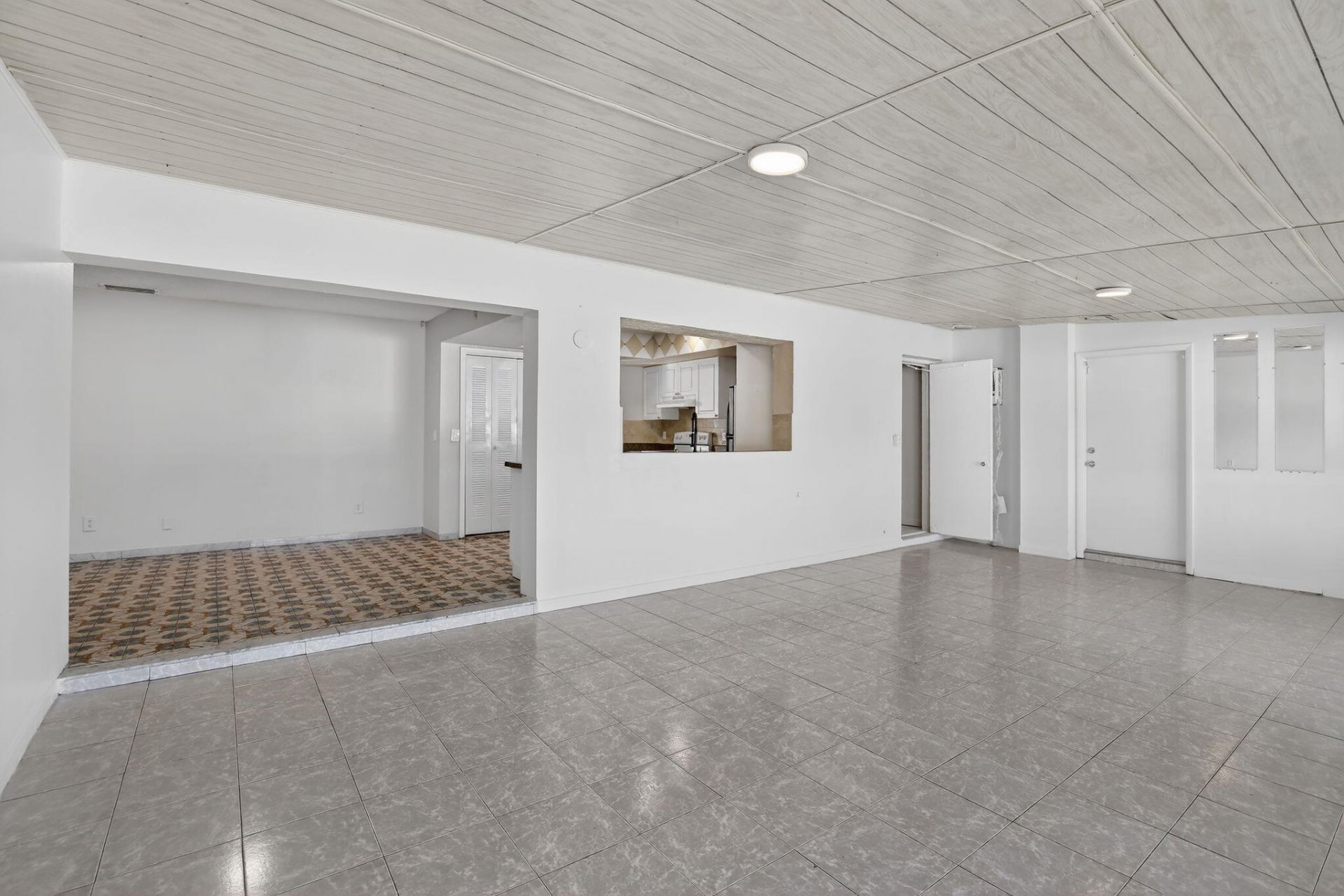 8961 NW 21st Street, Pembroke Pines, FL 33024 Photo