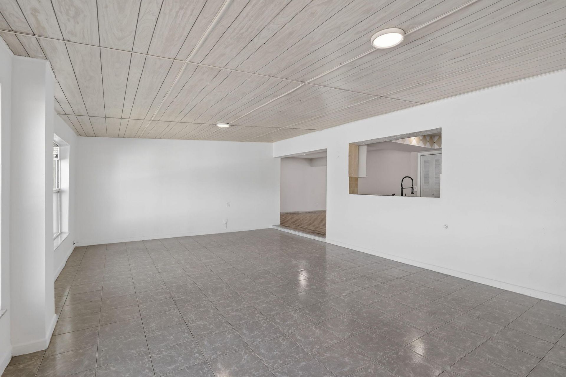 8961 NW 21st Street, Pembroke Pines, FL 33024 Photo