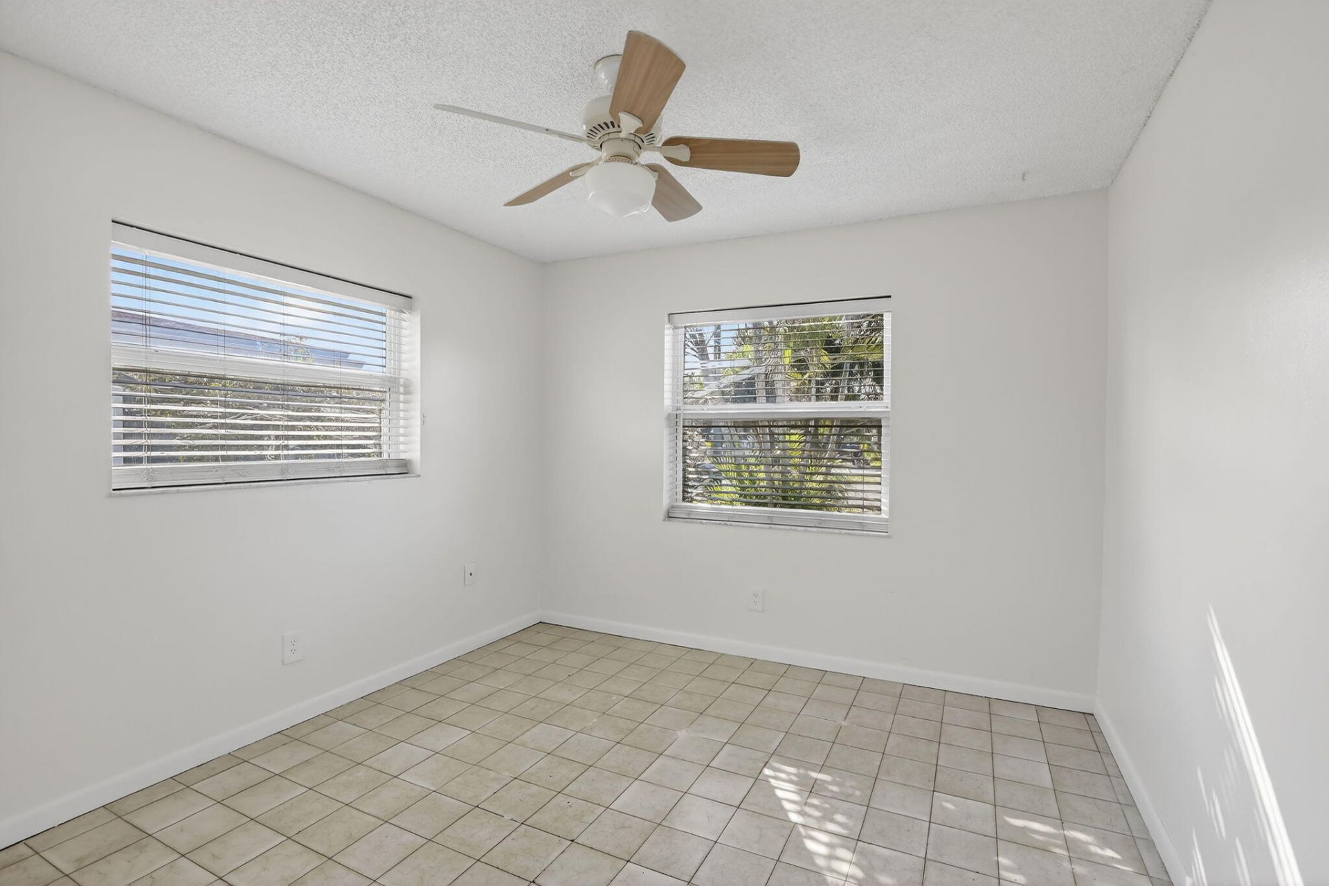 8961 NW 21st Street, Pembroke Pines, FL 33024 Photo